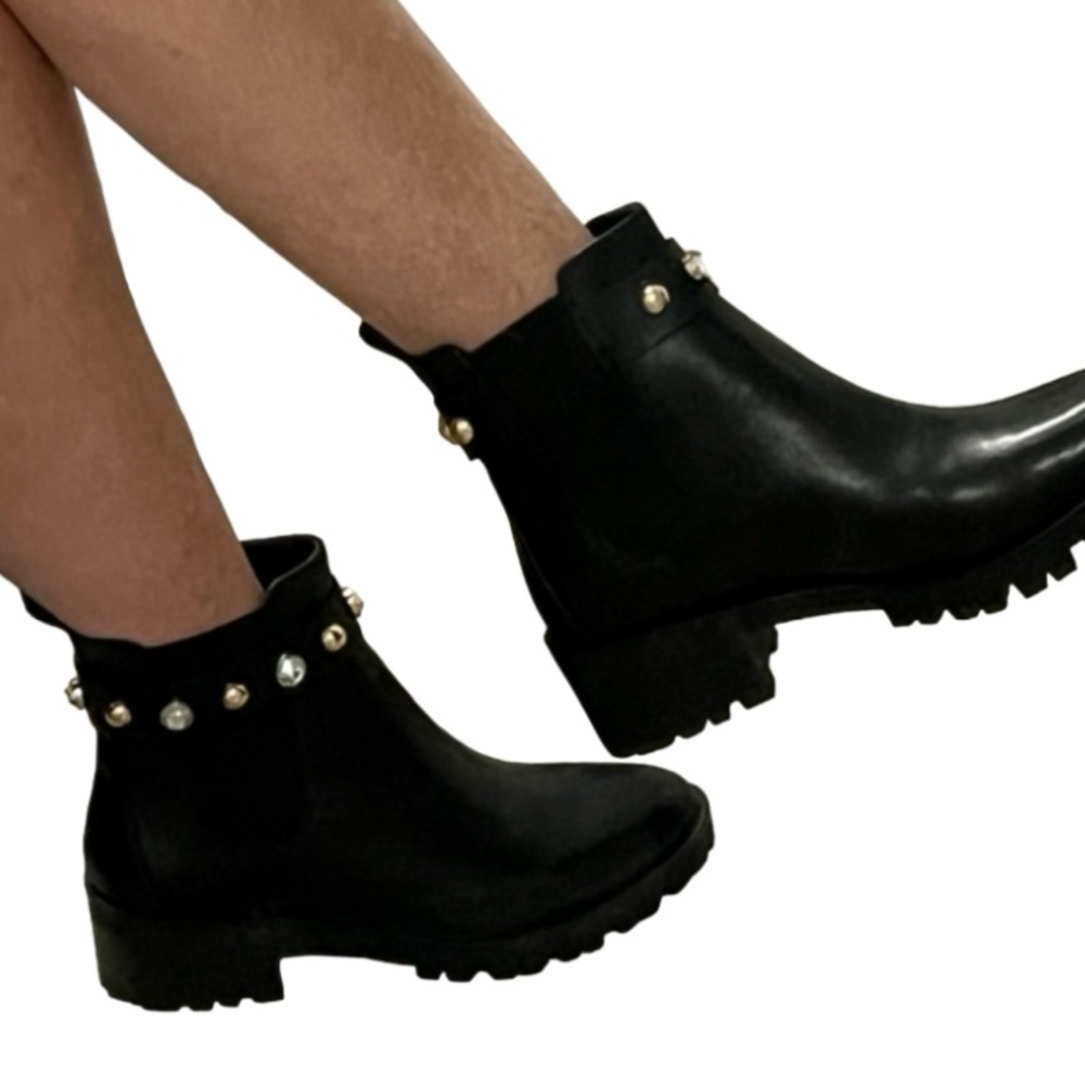 🆕 KARL LAGERFELD PARIS Porshay Lug Sole Black Leather Bootie Size 9
